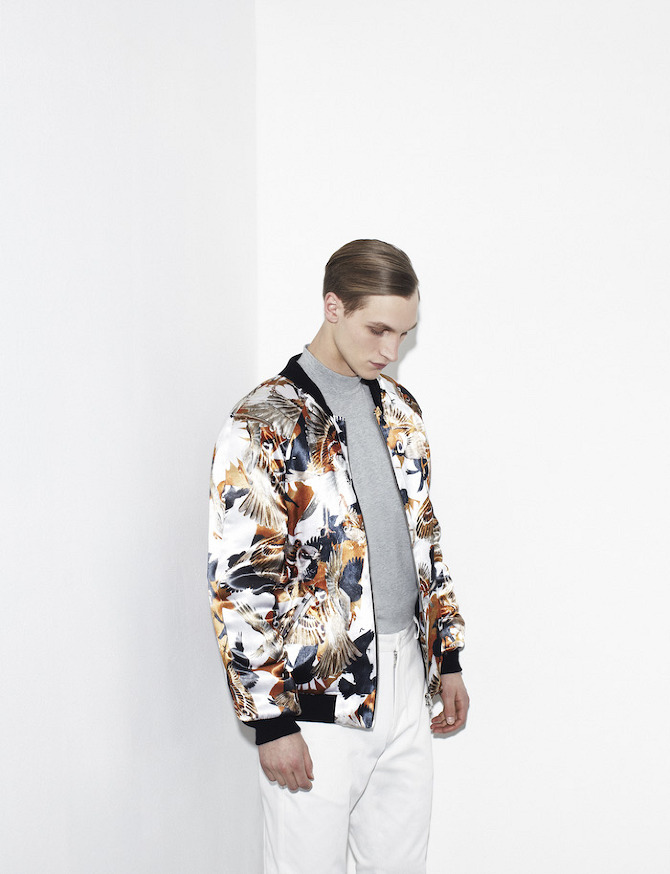 20120210 COMMON FLASH FLASH 006 0046008 AW 2012 by COMMON in THISISPAPER MAGAZINE